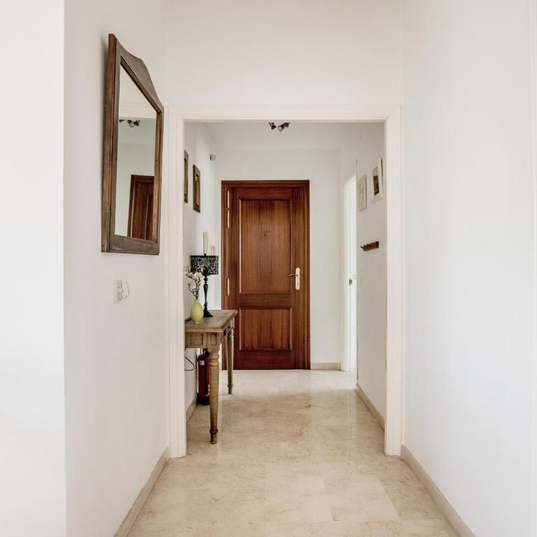 2 bedroom apt close to the sea - Apartment with Garden View - 7