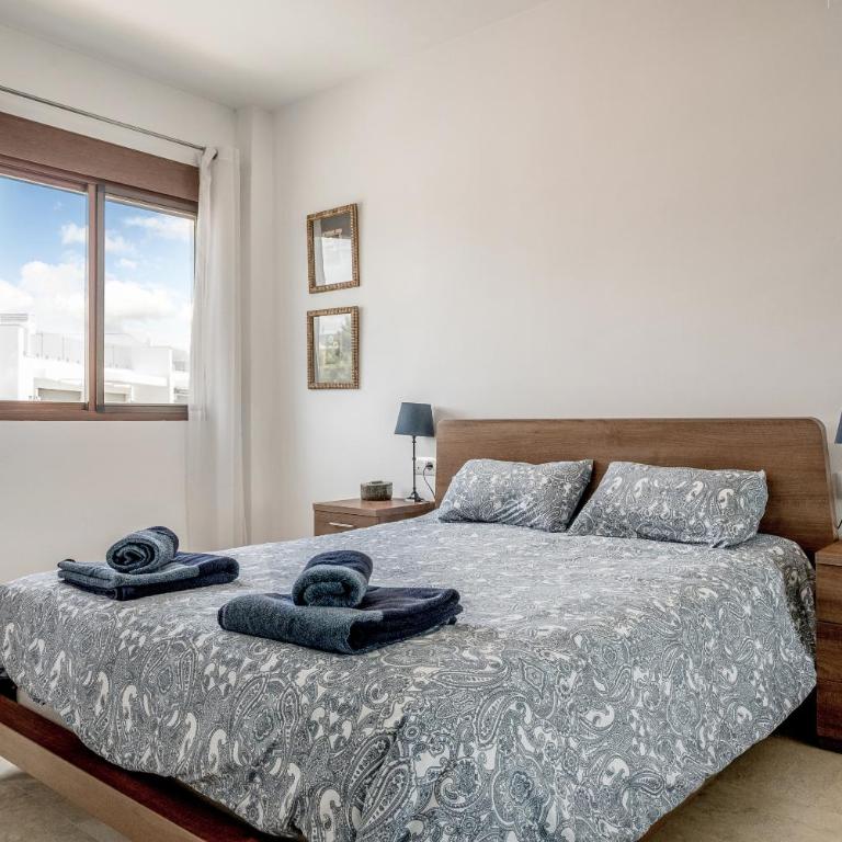 2 bedroom apt close to the sea - Apartment with Garden View - 10