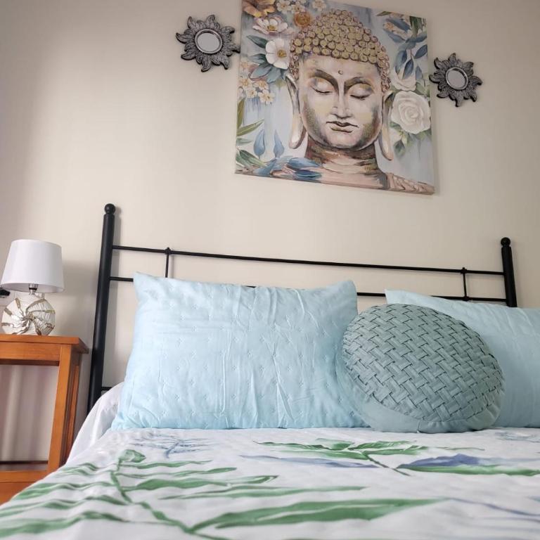 Bajo de esencia relajante con piscina privada y patio! - Apartamento de 2 dormitorios - 100