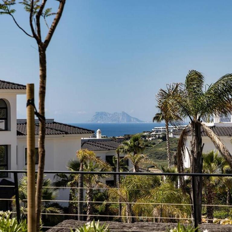 Luxurious Apartment at Estepona Hills with stunning views - Two-Bedroom Apartment - 33
