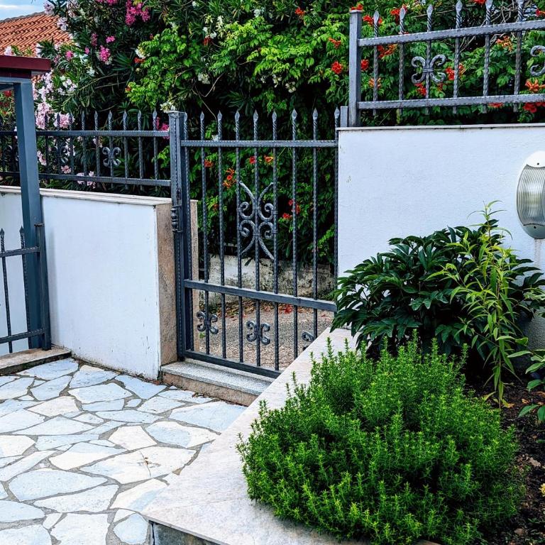 Apartman Dabecic - One-Bedroom Apartment - 4