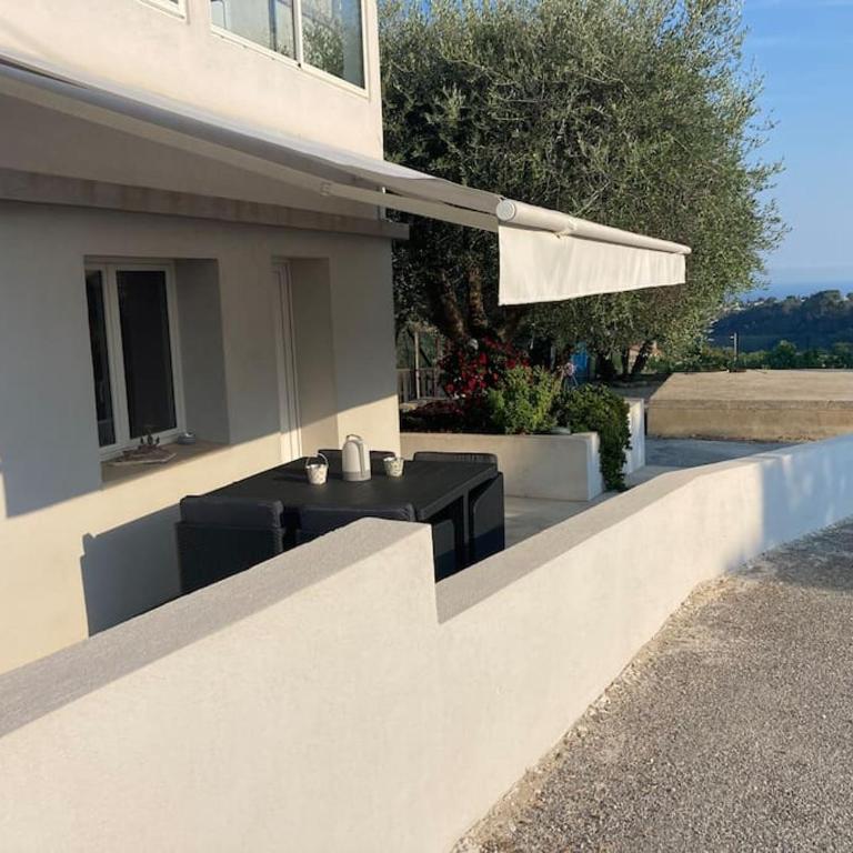 Superbe appartement au calme et vue sur la mer - Apartamento de 1 dormitorio - 1