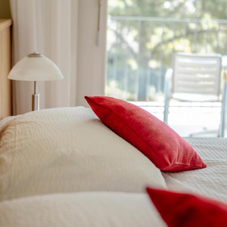 Parkhotel Emmaus - Casa del Sole - Double Room with Balcony and Garden View - 11