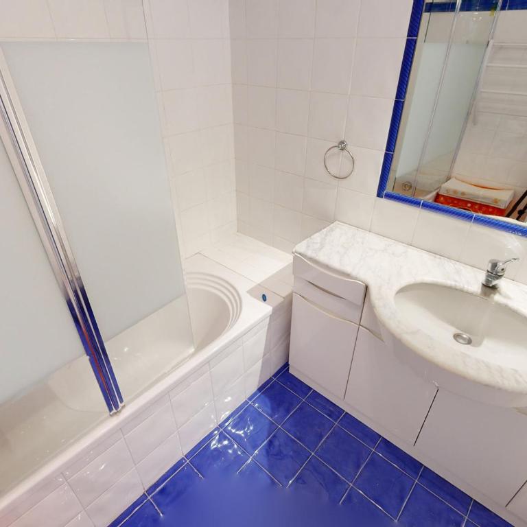 Spacieux 2P climatisé avec terrasses et garage, proche centre de Menton et plages - FR-1-196-332 - Appartement - 10