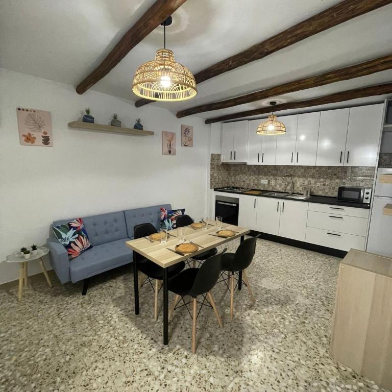 Casa de la Hoz - Vacation Home - 2