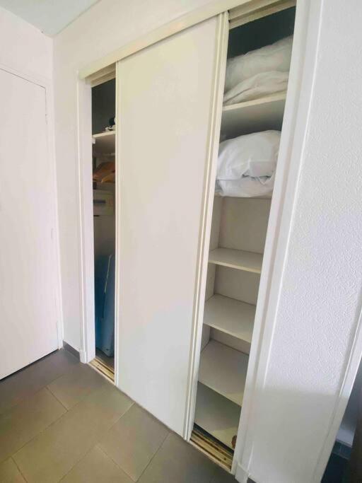 Studio cosy à 300m de la plage - One-Bedroom Apartment - 6