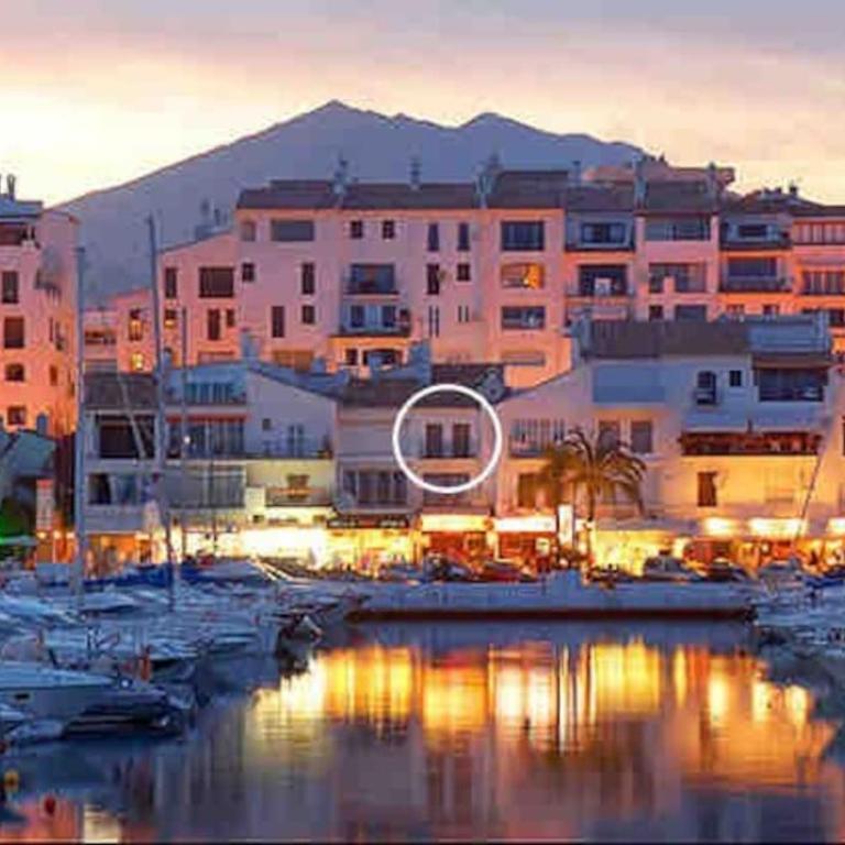 First line in Puerto Banus (Primera linea) - Apartamento de 2 dormitorios - 5