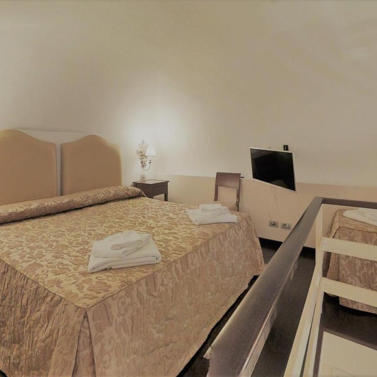 Hotel Lanzillotta - Camera Quadrupla - 1