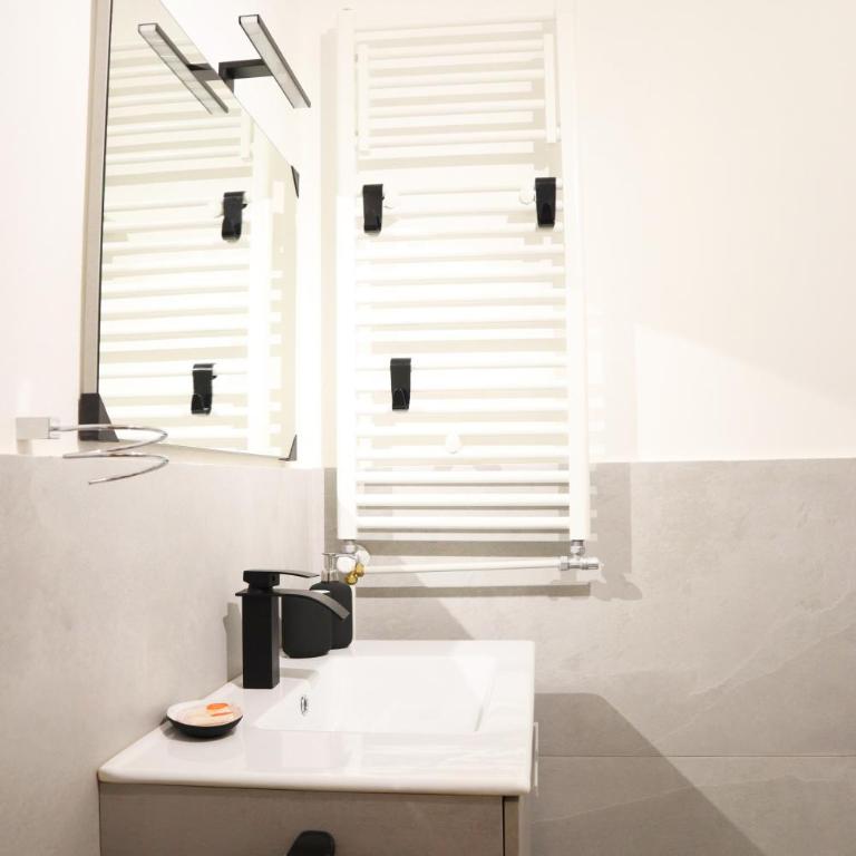 Cenisio Relax House - Appartamento con 2 Camere da Letto - 17