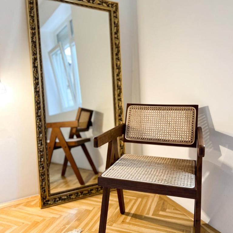 Unfamiliar Mili, Center - Apartman sa 1 Spavaćom Sobom - 12