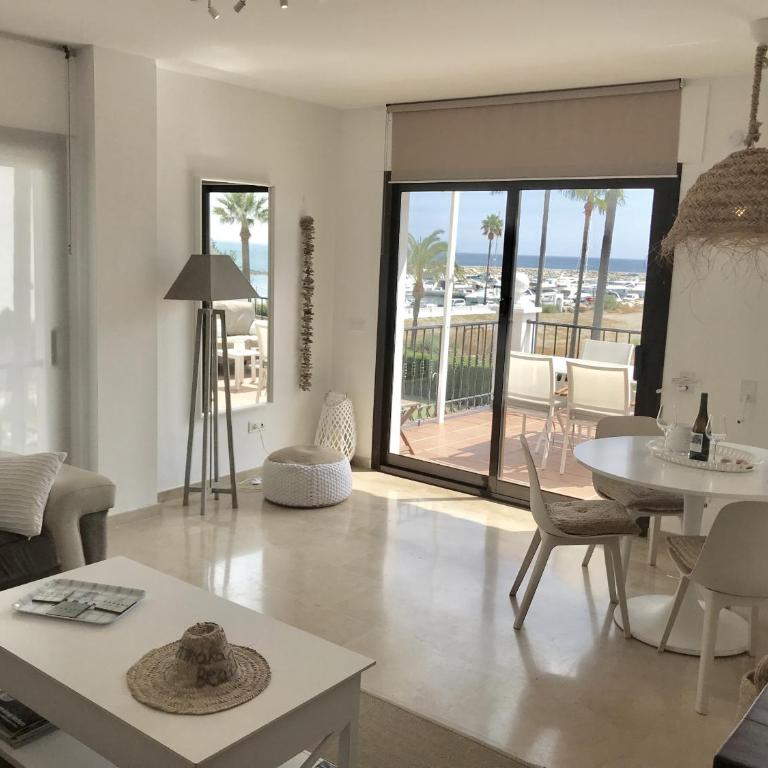2204-Luxury apt on the beach,new,on duquesa port! - Apartamento con vistas al mar - 6