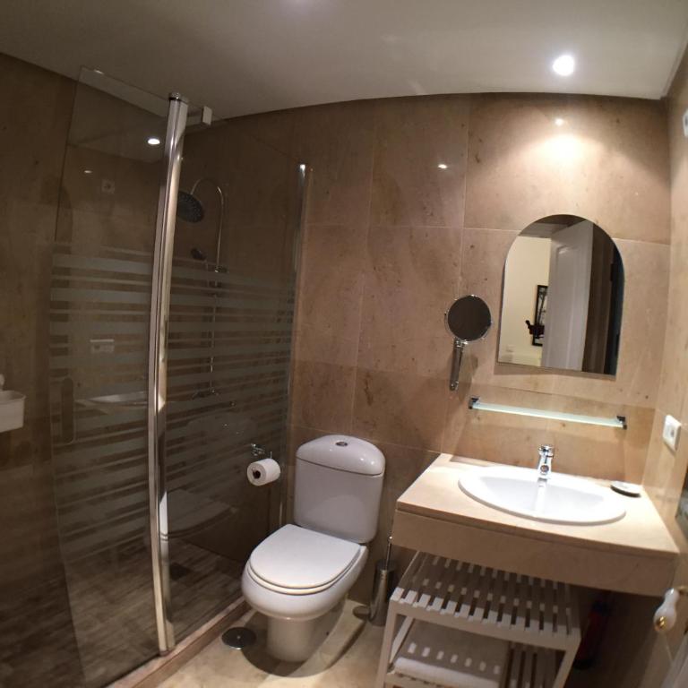 2204-Luxury apt on the beach,new,on duquesa port! - Apartamento con vistas al mar - 20
