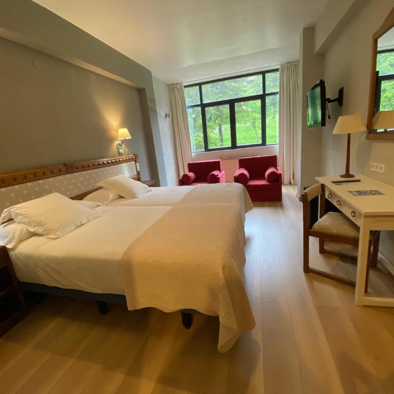 Hotel Edelweiss Candanchú - Chambre Familiale Standard - 10