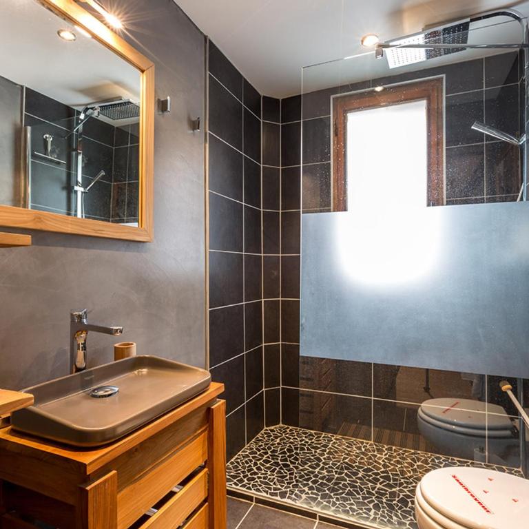 Appartement 2 chambres avec garage, centre village, proche pistes, WiFi - FR-1-437-77 - Appartement (4 Adultes) - 5