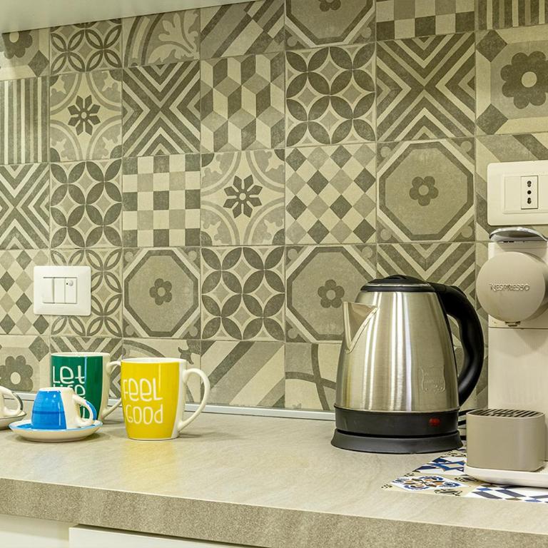 Suite Home Astrid - Appartamento con 2 Camere da Letto - 9