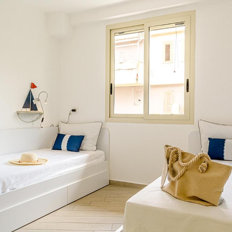 Suite Home Astrid - Appartamento con 2 Camere da Letto - 12