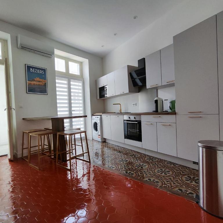 Bright and modern Apartments & Loft with Air condition, in the heart of Beziers - Appartement 3 Chambres - 30