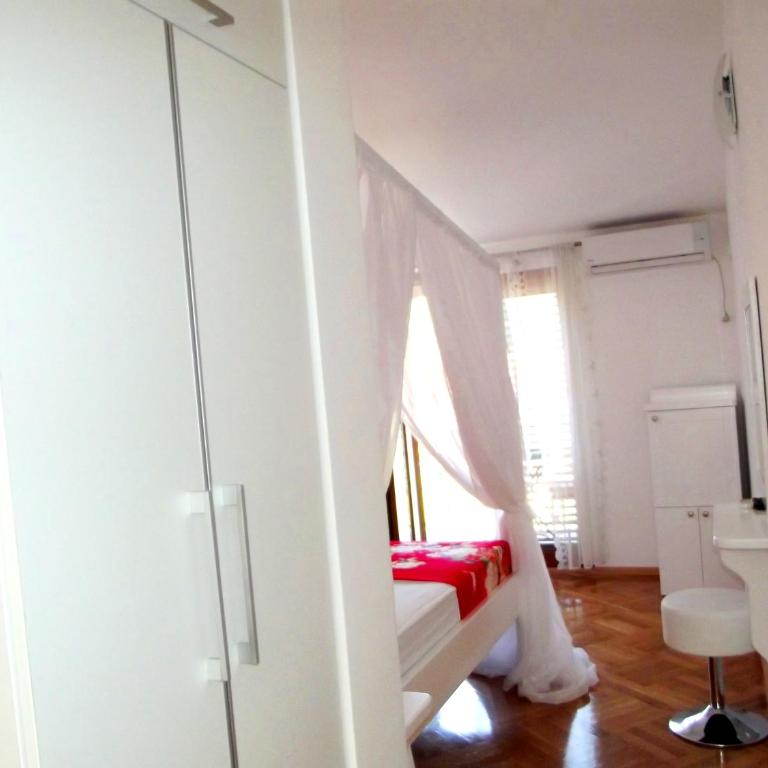 Apartments Miković - Premium Dvokrevetna Soba sa Bračnim Krevetom - 1