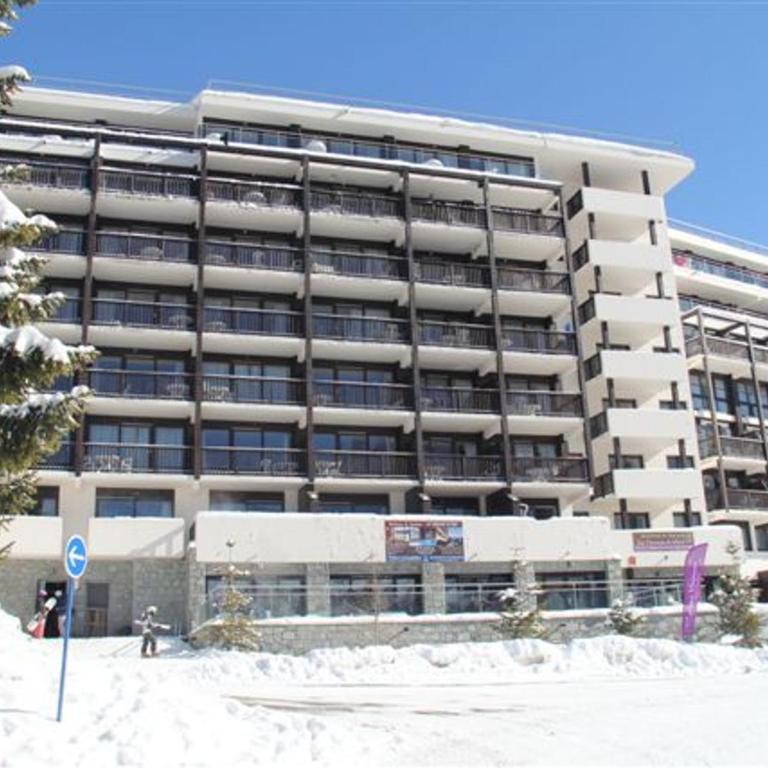 Appartement au pied des pistes avec piscine et parking - FR-1-425-189 - Appartement - 5