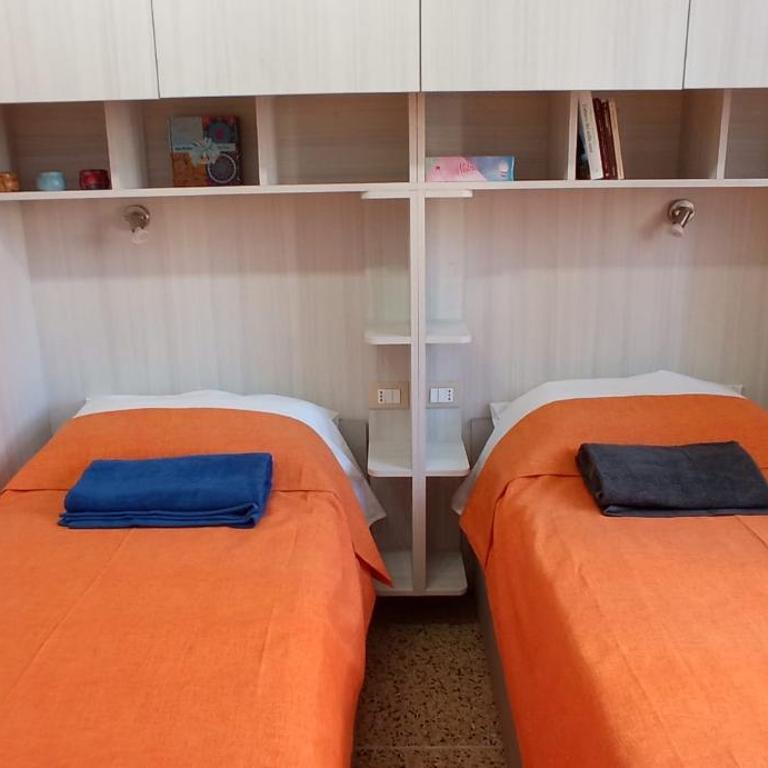 Dimora Sterlizia zona Fiera S Donato - Appartamento con 2 Camere da Letto - 20