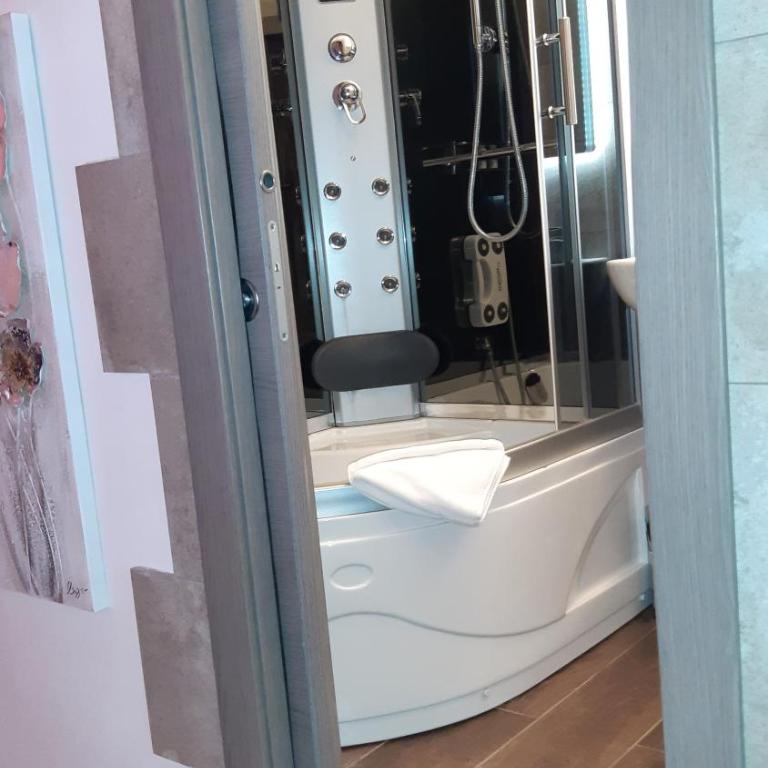 HARMONY RELAX HYDROMASSAGE SAUNA AT THE VATICAN MUSEUMS - Camera King Superior - 7