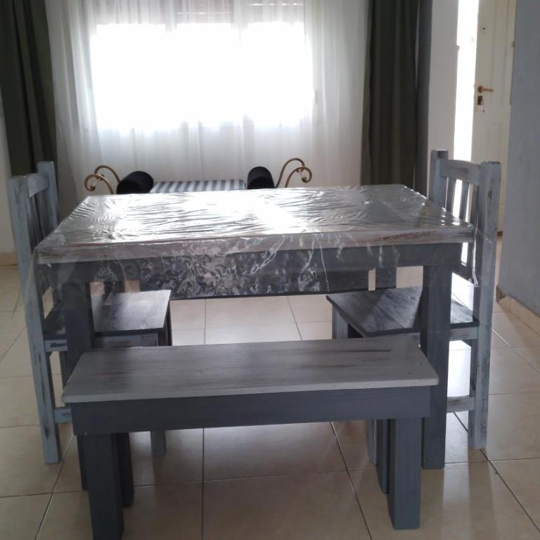 Floma - Two-Bedroom House - 10