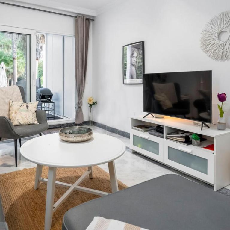 Luxury apartment near Puerto Banús - Two-Bedroom Apartment with Terrace - 14