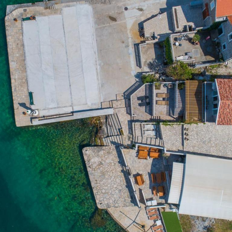 Family House Bjelila - Two-Bedroom House - 4