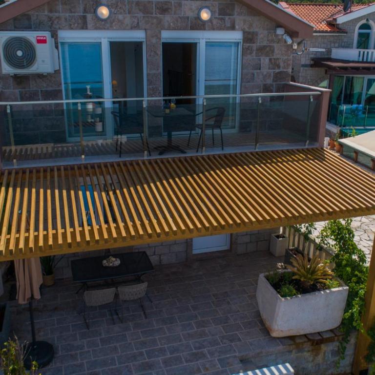 Family House Bjelila - Two-Bedroom House - 10