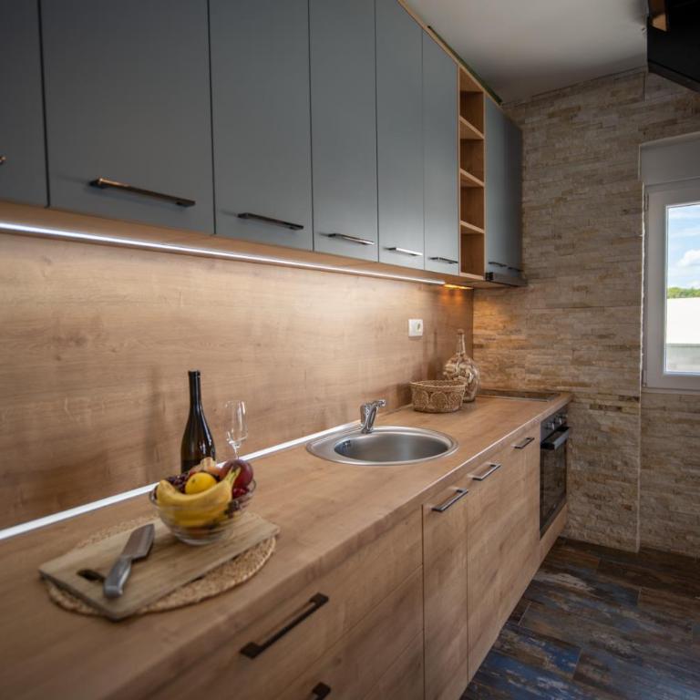 Family House Bjelila - Two-Bedroom House - 20