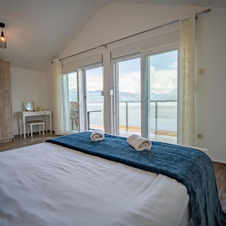 Family House Bjelila - Two-Bedroom House - 28