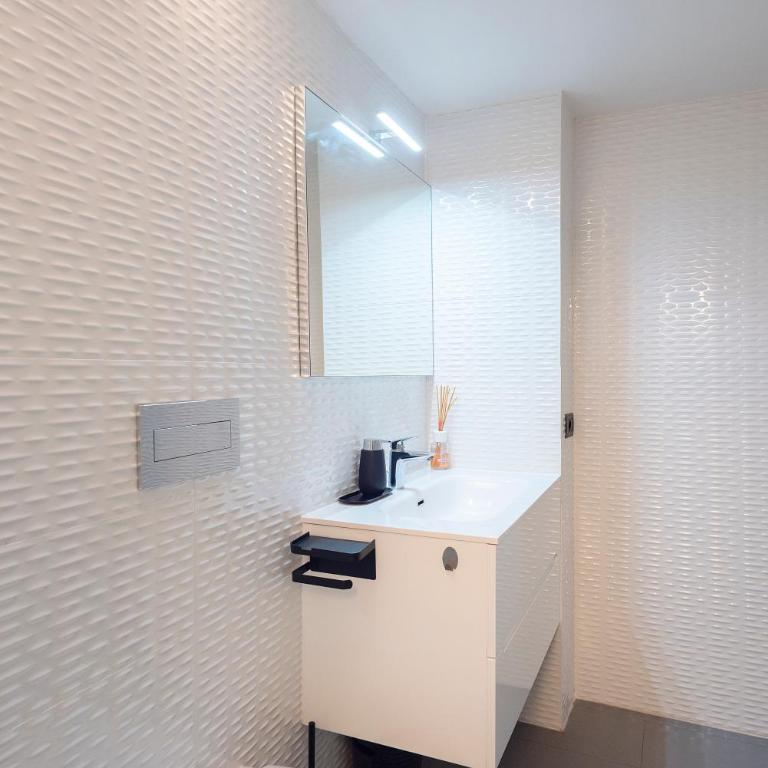 Modern Hospitality Naples Exclusive Stay - Appartamento Deluxe con 4 Camere da Letto - 61