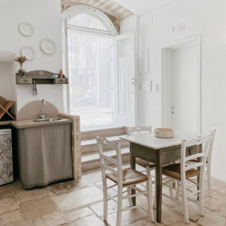 Bari Vecchia Suite - One-Bedroom Apartment - 45