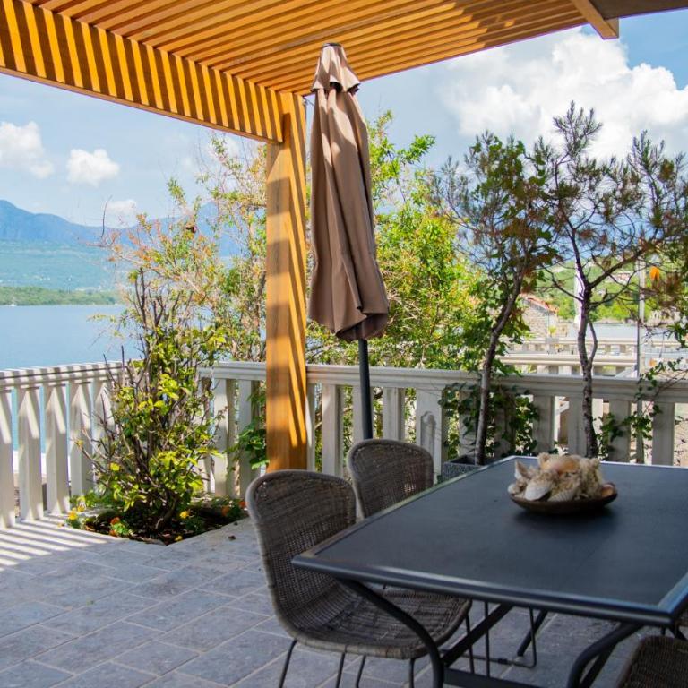 Family House Bjelila - Two-Bedroom House - 43