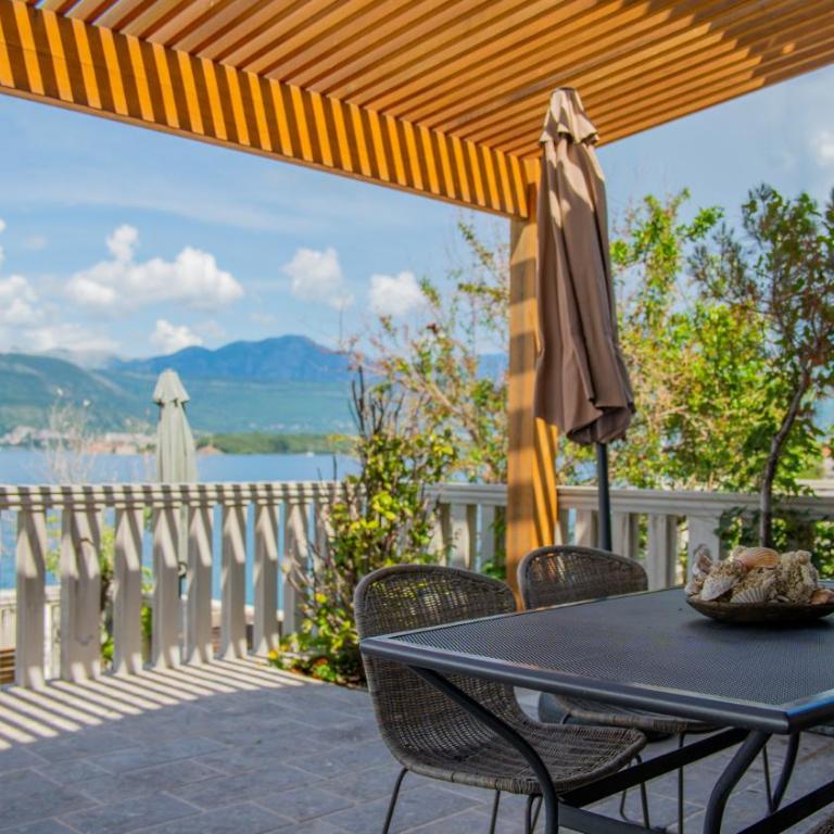 Family House Bjelila - Two-Bedroom House - 39