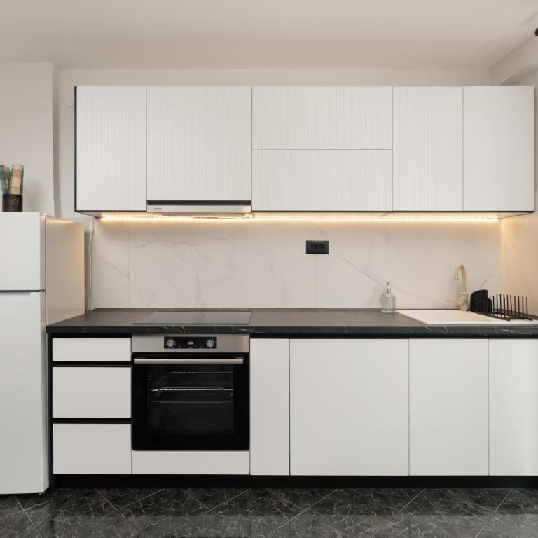 Sea Breeze - Two-Bedroom Apartment - 5