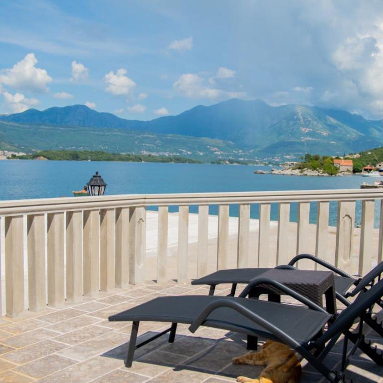 Family House Bjelila - Two-Bedroom House - 42