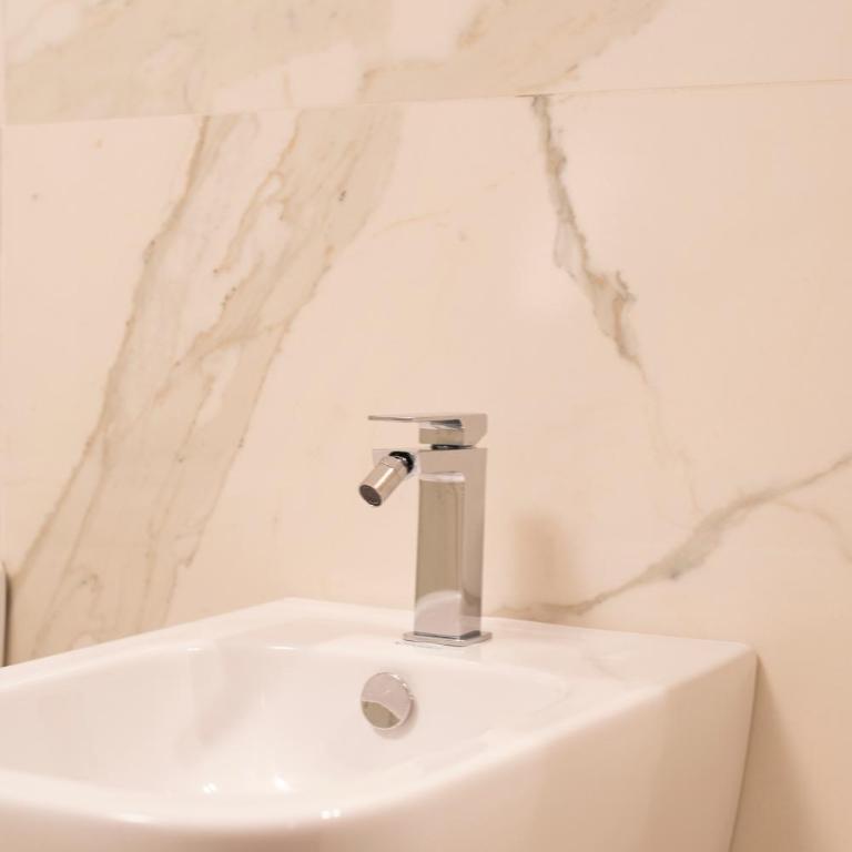 Modern Hospitality Naples Exclusive Stay - Appartamento Deluxe con 4 Camere da Letto - 82