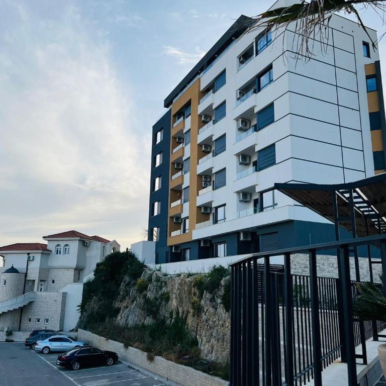 Art's Apartment mit Pool Ulcinj Pinjes - Two-Bedroom Apartment - 13
