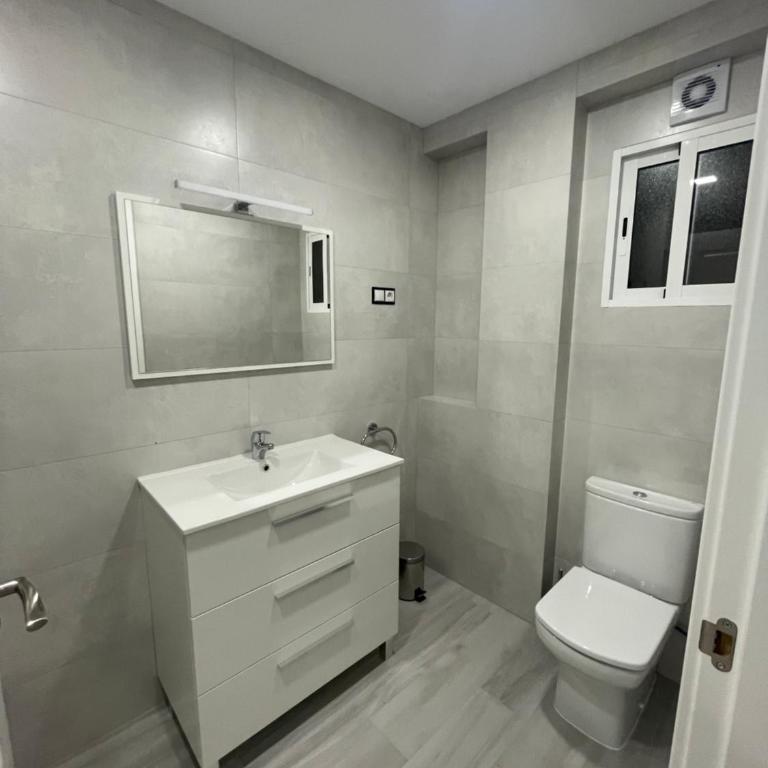 Apartamento de lujo en Cullera con Aire Acondicionado - Three-Bedroom Apartment - 17