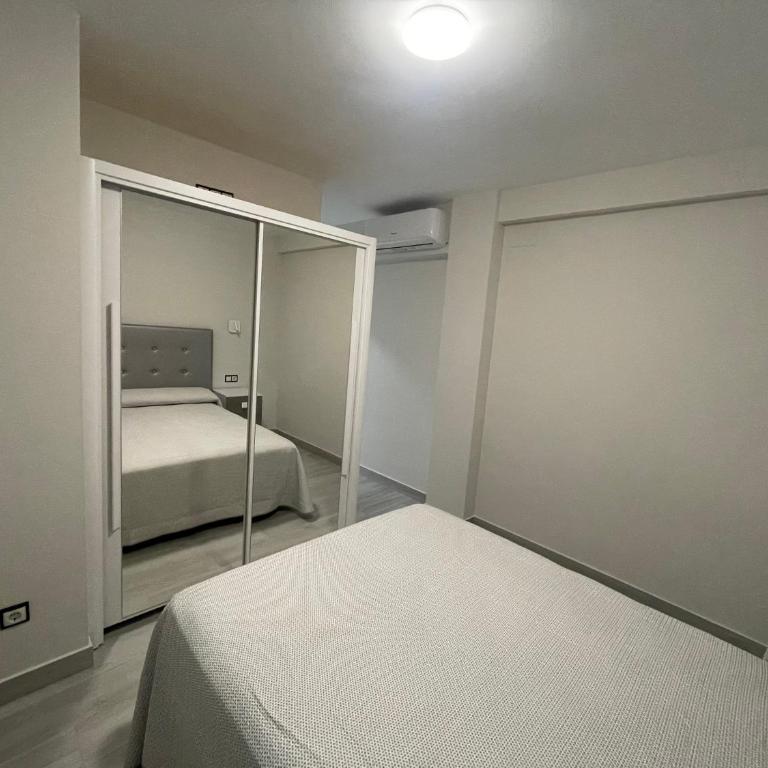 Apartamento de lujo en Cullera con Aire Acondicionado - Three-Bedroom Apartment - 15