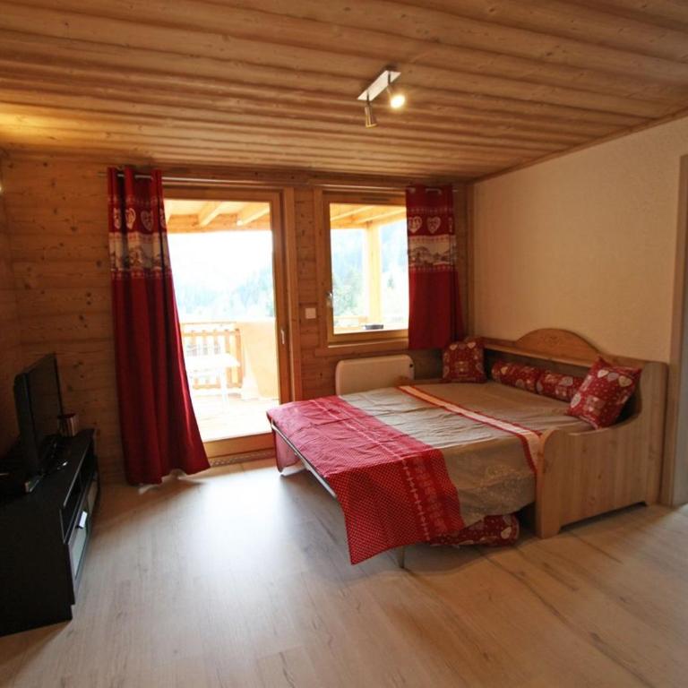 Beau gîte rénové près de La Bresse-Hohneck avec terrasse et parking - FR-1-589-264 - Maison de Vacances (4 Adultes) - 2