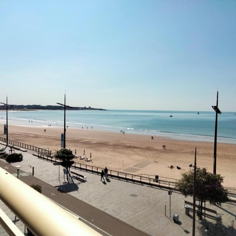 Studio Face Mer au Cœur des Sables d'Olonne - Balcon Sud, Équipé, 2 pers. - FR-1-331-218 - Apartment - 13