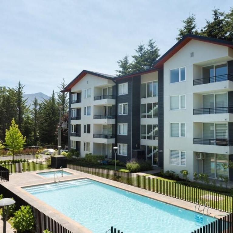 PUCON depto NUEVO! DOS DORMITORIOS DOS BAÑOS, en condominio con estacionamiento,balcon, super equipado, WIFI Y CABLE, PISCINA CON JARDINES, ZONA TRANQUILA A SOLO 5 MINUTOS DEL CENTRO EN AUTO - Two-Bedroom Apartment - 9