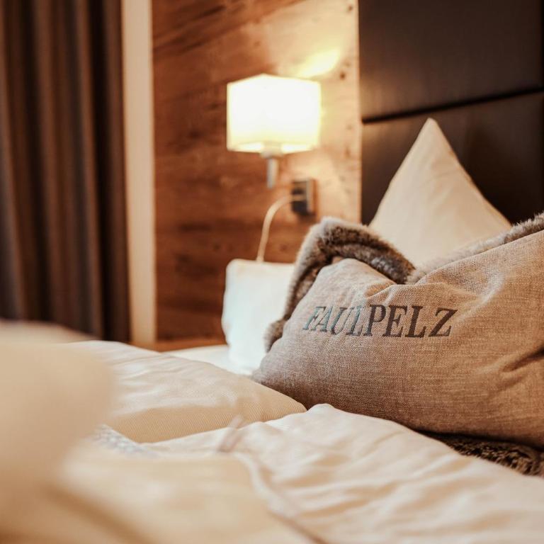 Hotel St. Georg zum See - Doppelzimmer Seeseite - 12