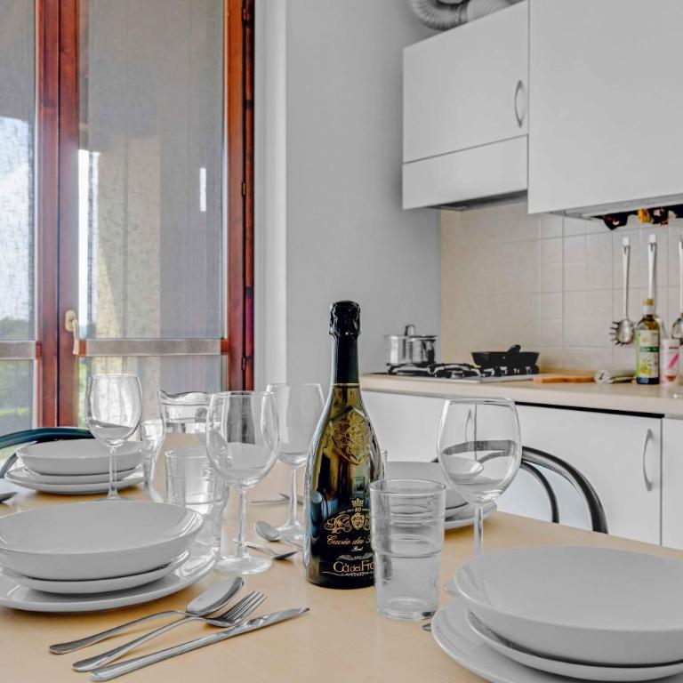 -Piscina e Parcheggio- Casa a pochi passi dal Lago - Apartment mit 1 Schlafzimmer - 9