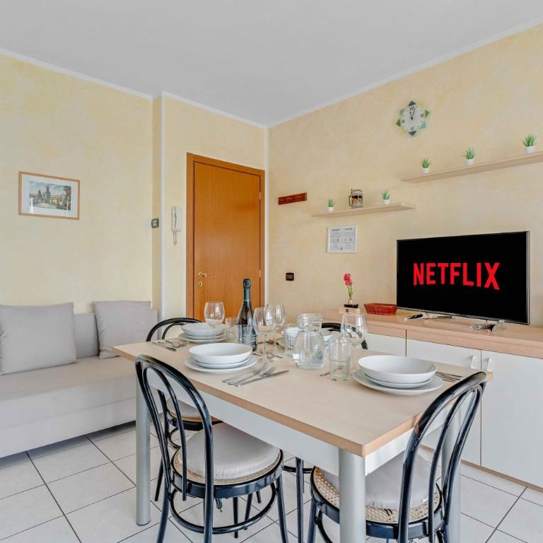 -Piscina e Parcheggio- Casa a pochi passi dal Lago - Apartment mit 1 Schlafzimmer - 10