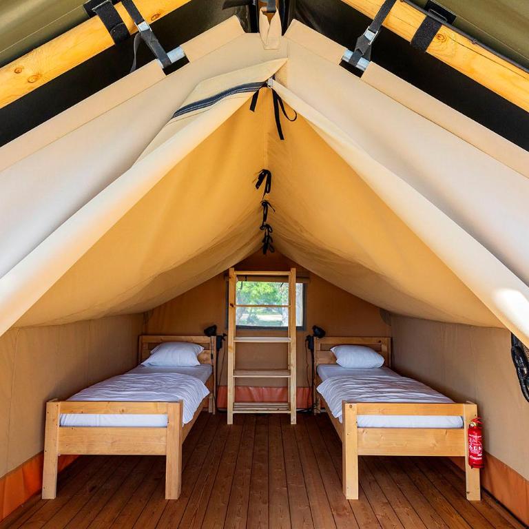 Camping Golfo Di Sogno - Lodge - 3