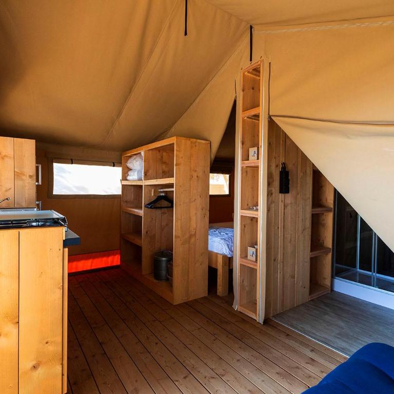Camping Golfo Di Sogno - Lodge - 4
