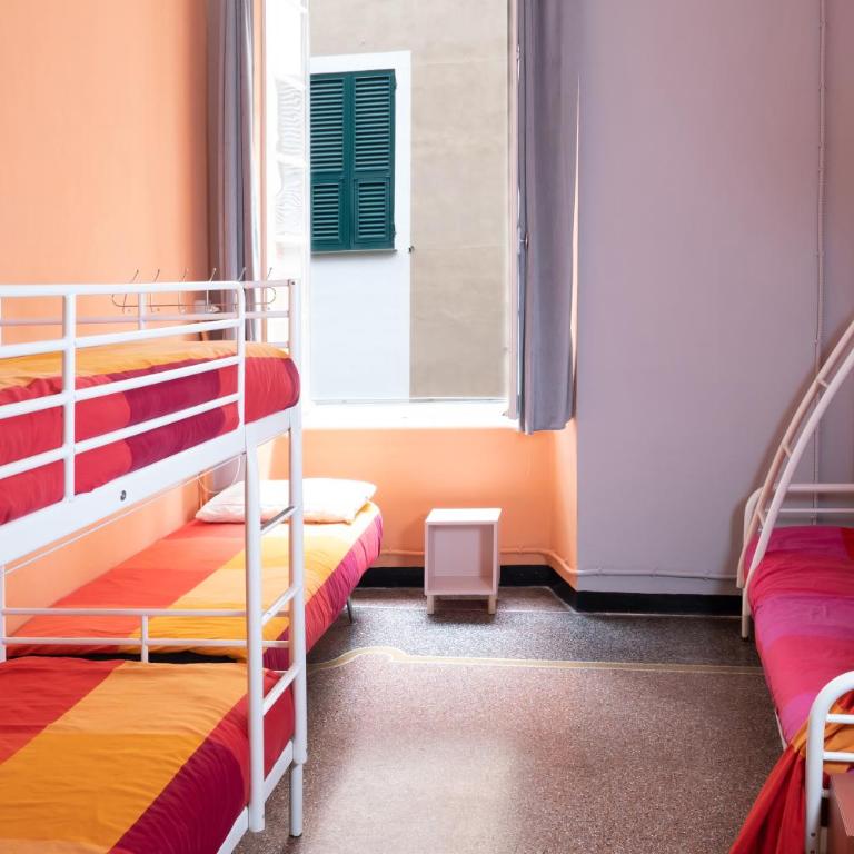 Manena Hostel Genova - Dormitorio Misto - 5
